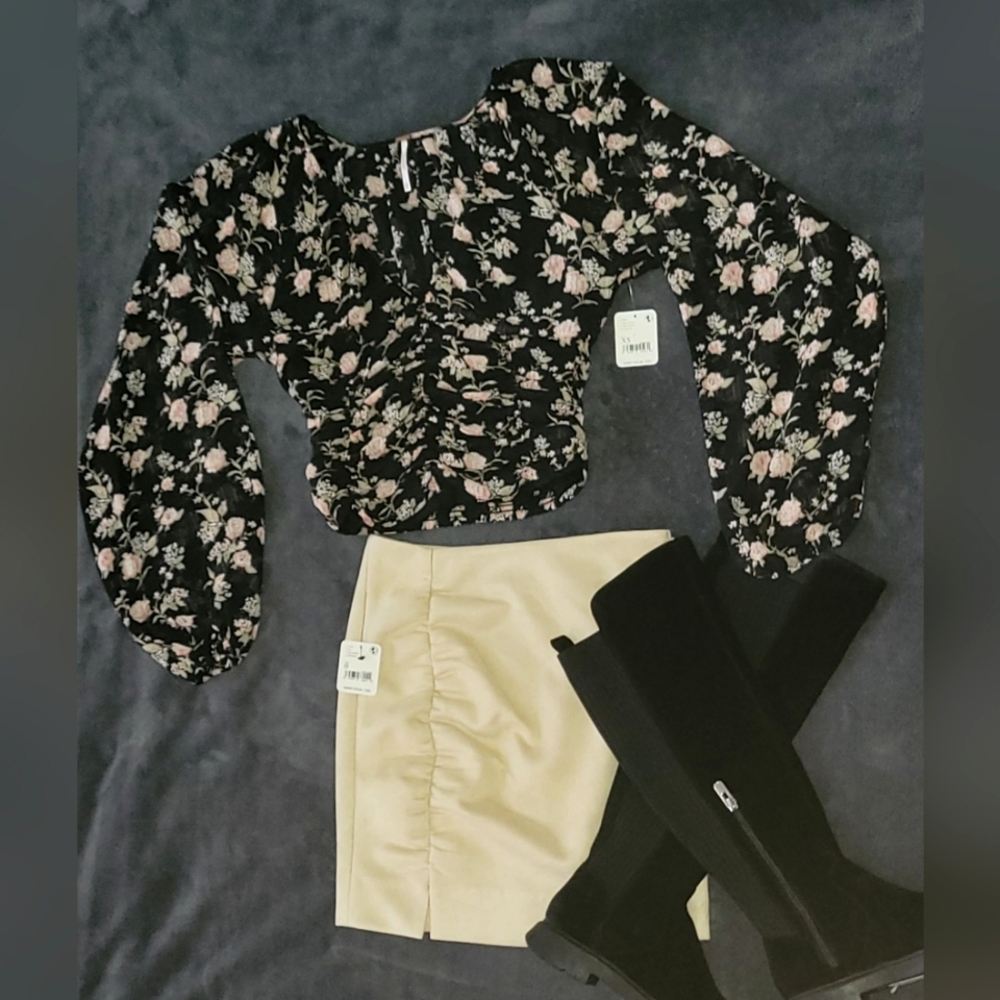 ✌🏼Free People NWT✌🏼 Avas High Rise Cinched Slit Mini Skirt Sizes 0, 6, and 8 - Picture 10 of 11